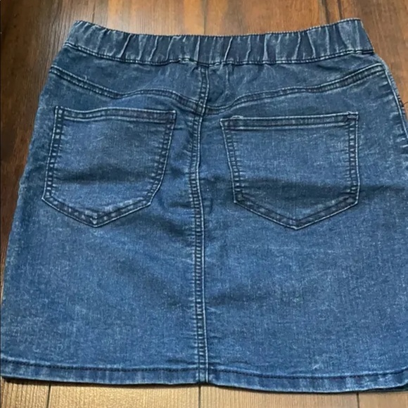 Jean skirt, brand: GRG denim, size: Medium, denim/blue - Picture 2 of 3